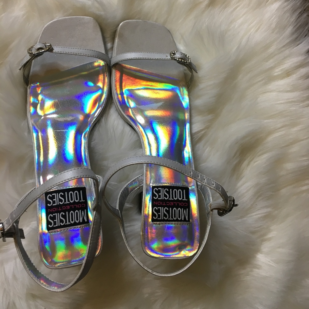 MOOTSIES TOOTSIES SILVER HEEL SANDAL
